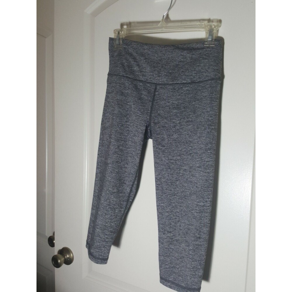 Victoria Secret Sport Knockout Capri Leggings Womens Size XS Grey VSX new